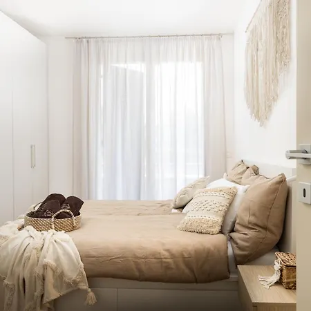 Lorry Living Luxury, Bohemian Apartment Cavaion Veronese Exterior photo